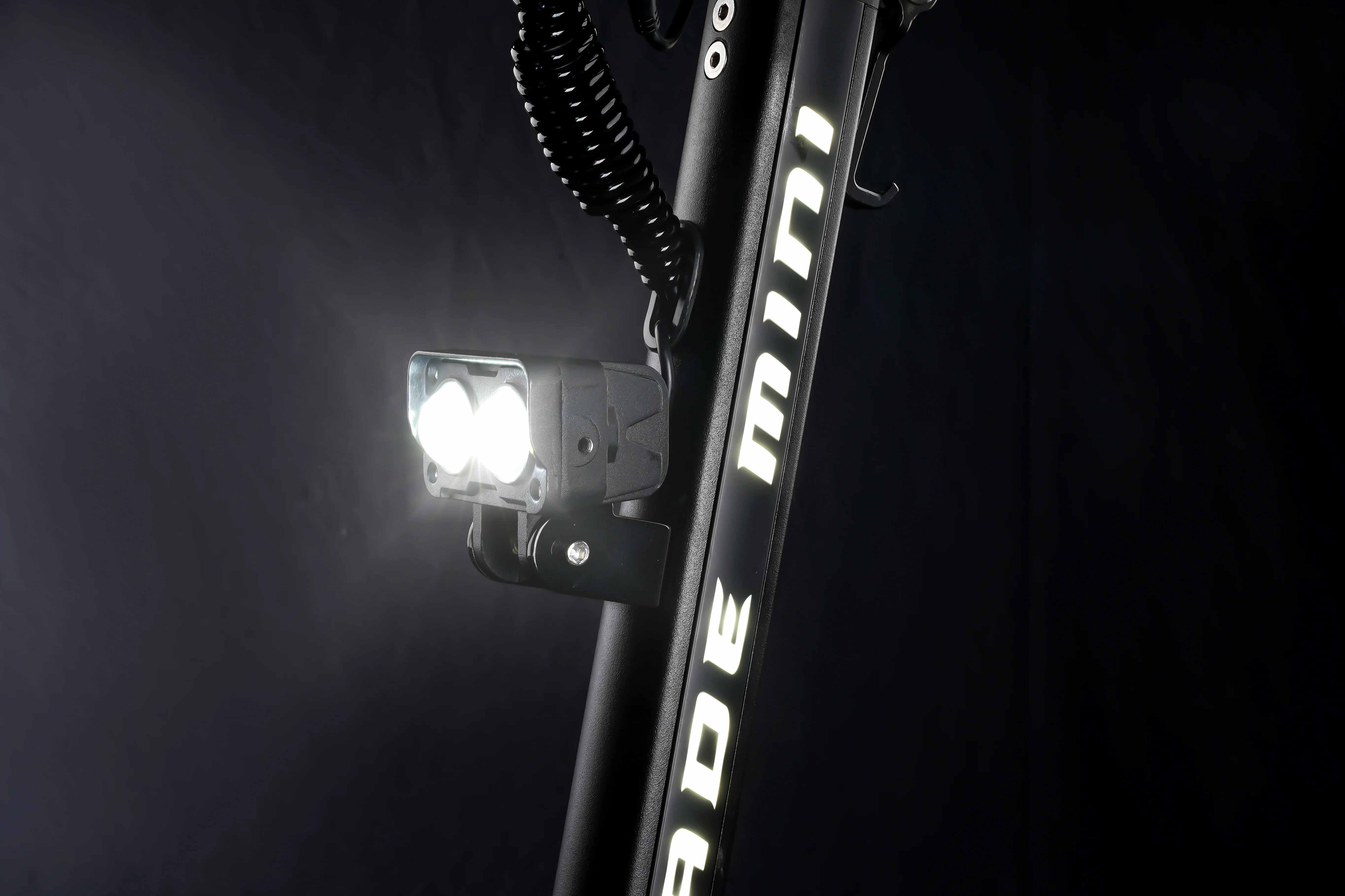 Teverun Blade Mini Pro noir ou jaune – 50 km/h, 2×500W, 60 km d’autonomie