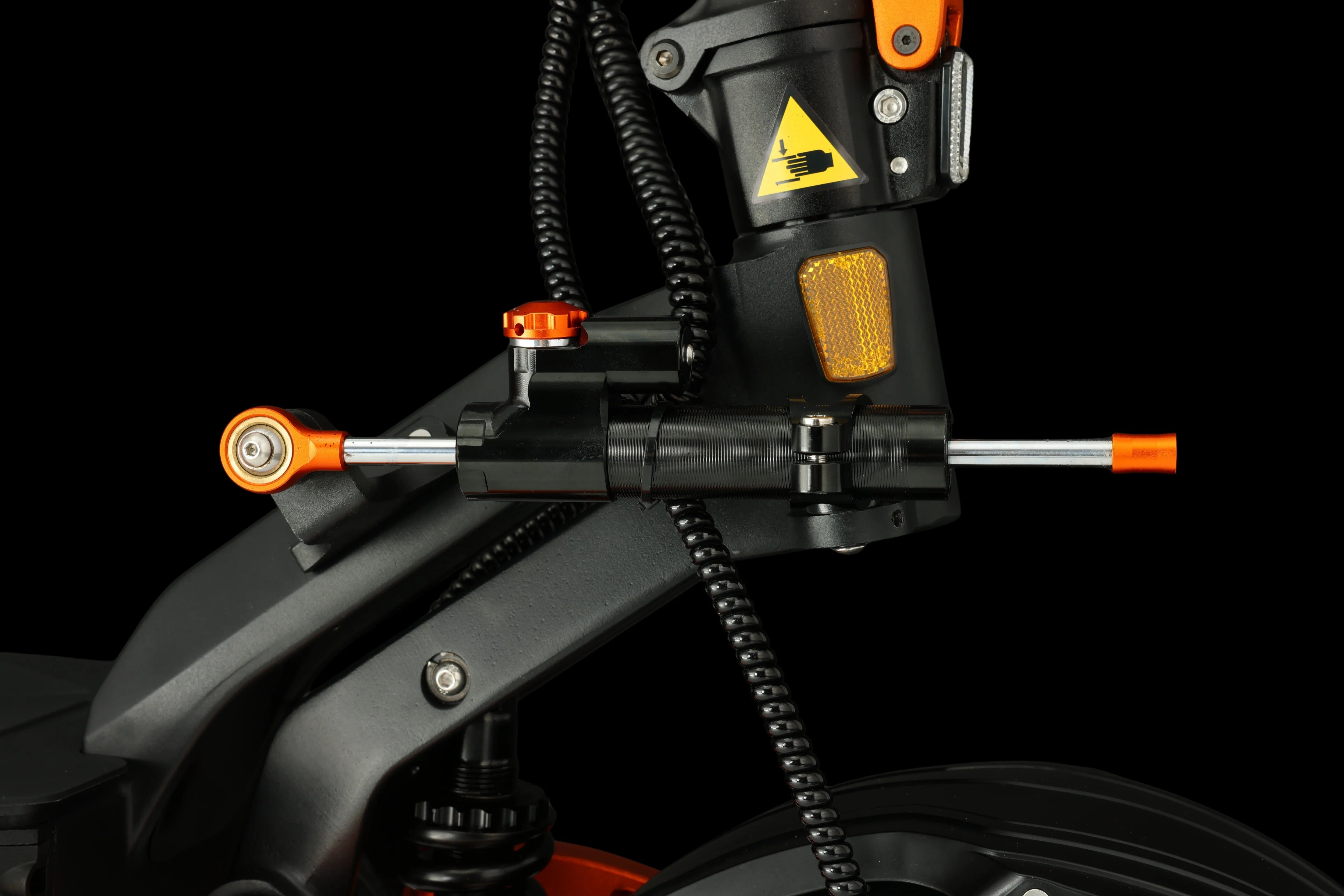 Teverun Fighter Eleven+ (11+) – 85 km/h, 60V 35Ah Samsung, 4900W, 200km